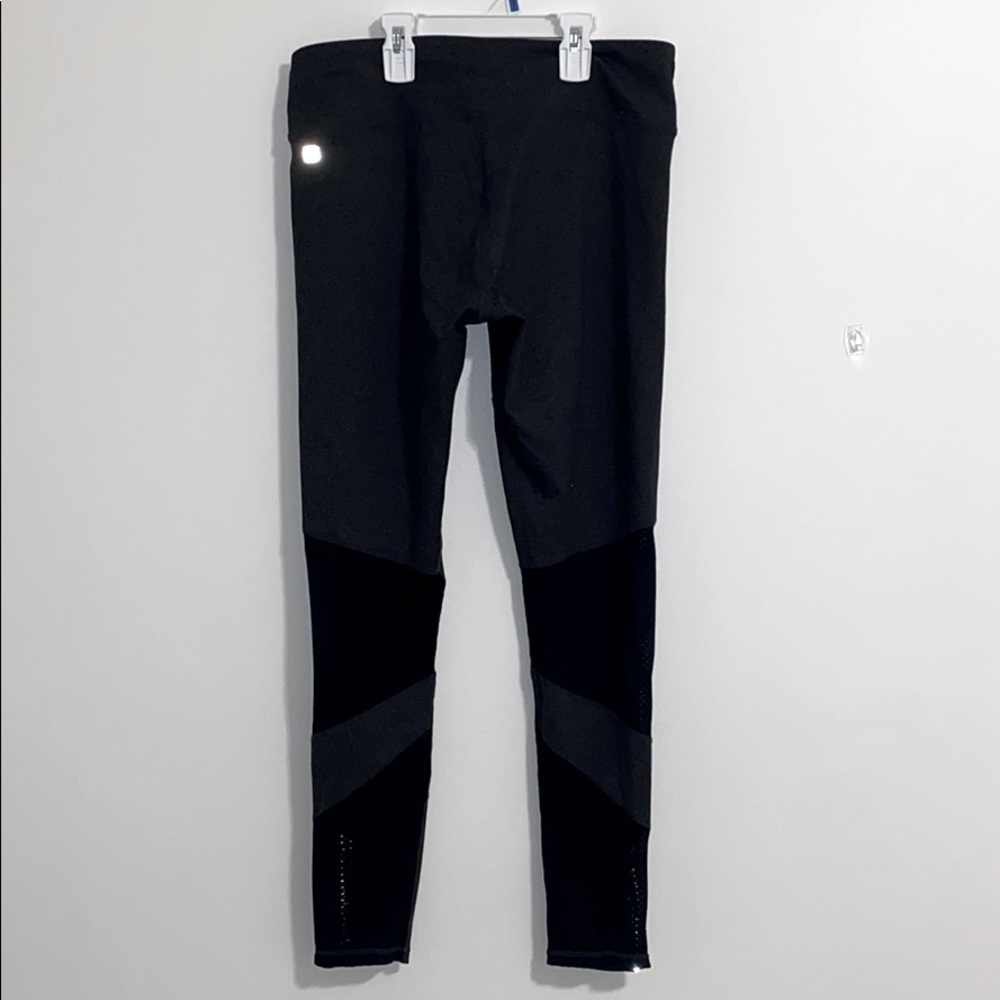 Gray Fabletics leggings